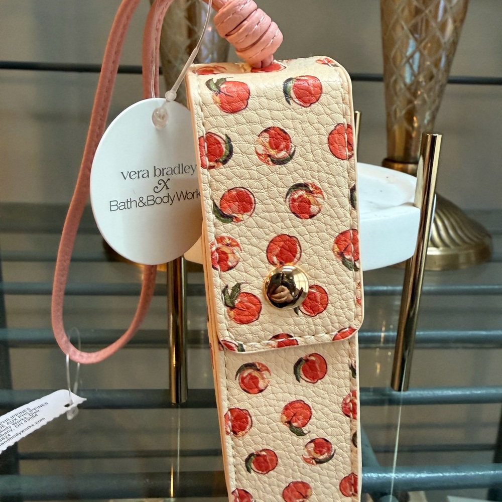 Vera Bradley x Bath & Body Works Collaboration Peach Print Lipstick Holder NWT